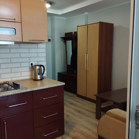Yalcin Star Residence Apartment 300 Batumi Exterior foto
